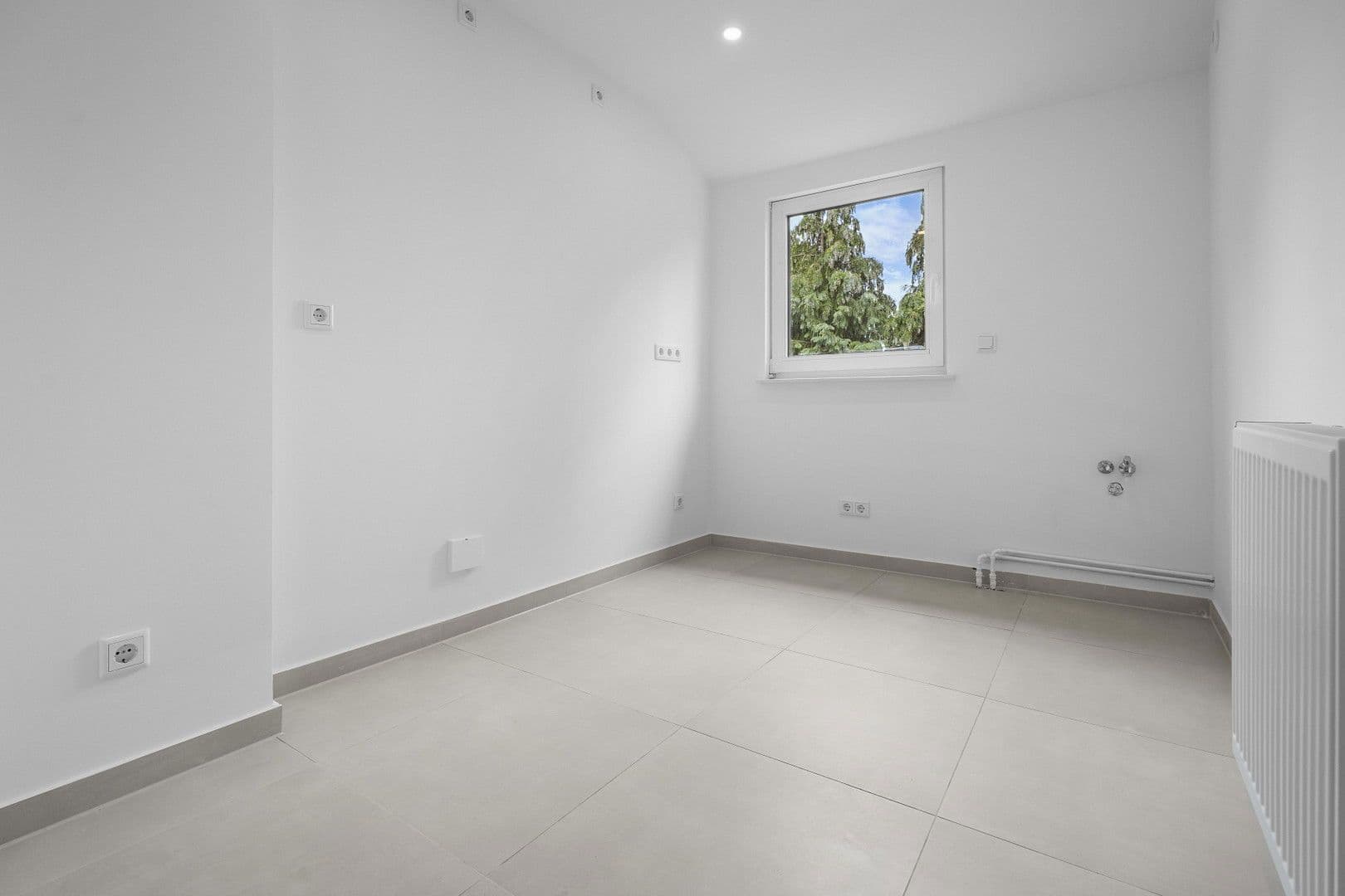 Prenájom bytu 3-izbový 52 m², Bremen, Brémy Prenájom bytu 3-izbový 52 m², Bremen, Brémy