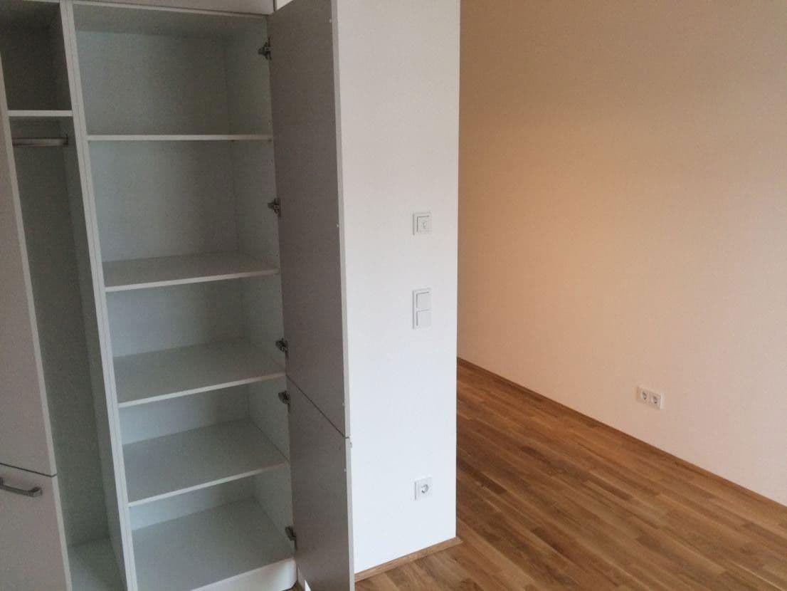 Prenájom bytu 1-izbový 20 m², Chiemgaustraße 138a, München, Bavorsko Prenájom bytu 1-izbový 20 m², Chiemgaustraße 138a, München, Bavorsko