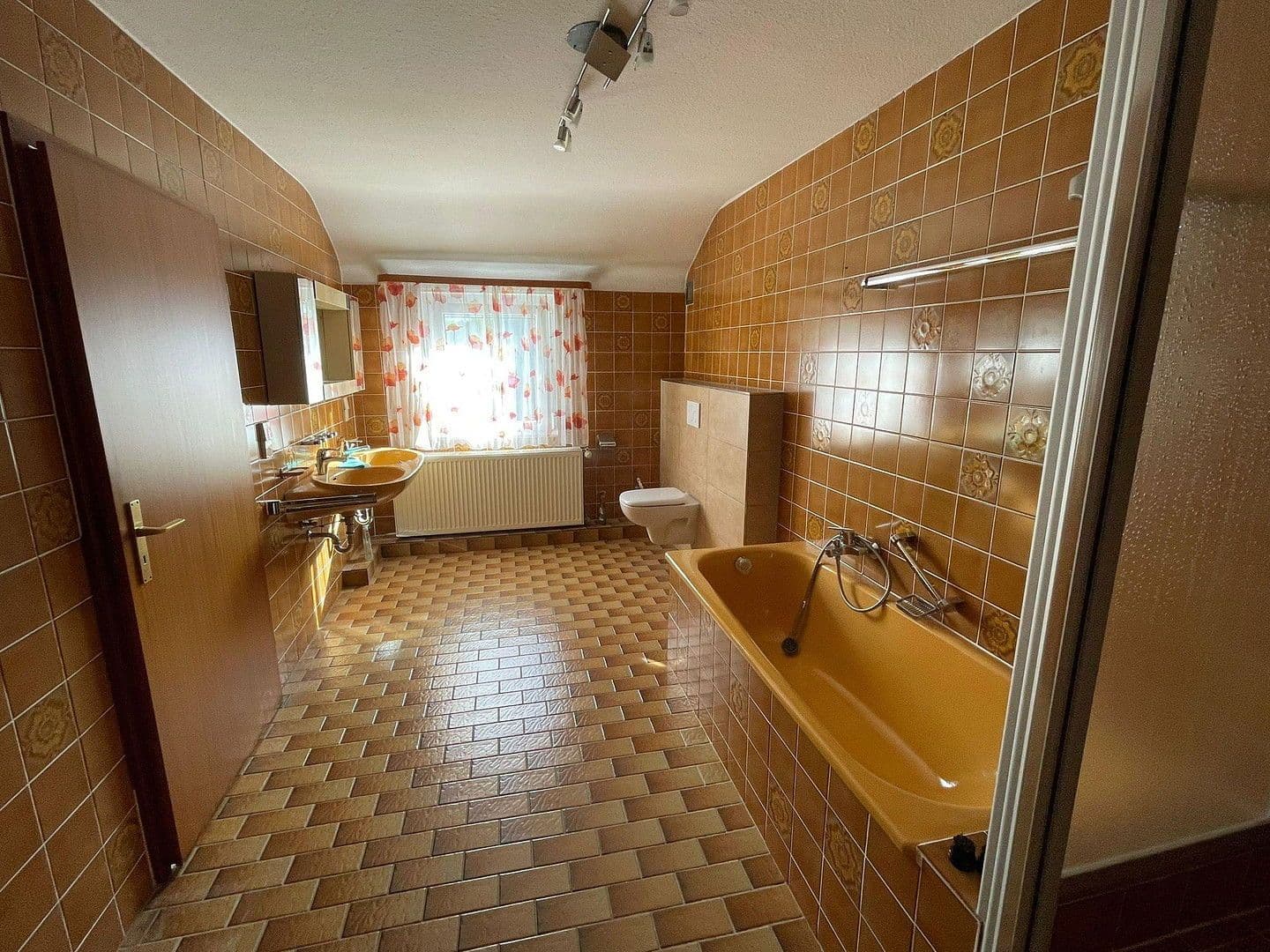 Predaj domu 126 m², pozemek 660 m², Gondelsheim, Bádensko-Wurttembersko Predaj domu 126 m², pozemek 660 m², Gondelsheim, Bádensko-Wurttembersko