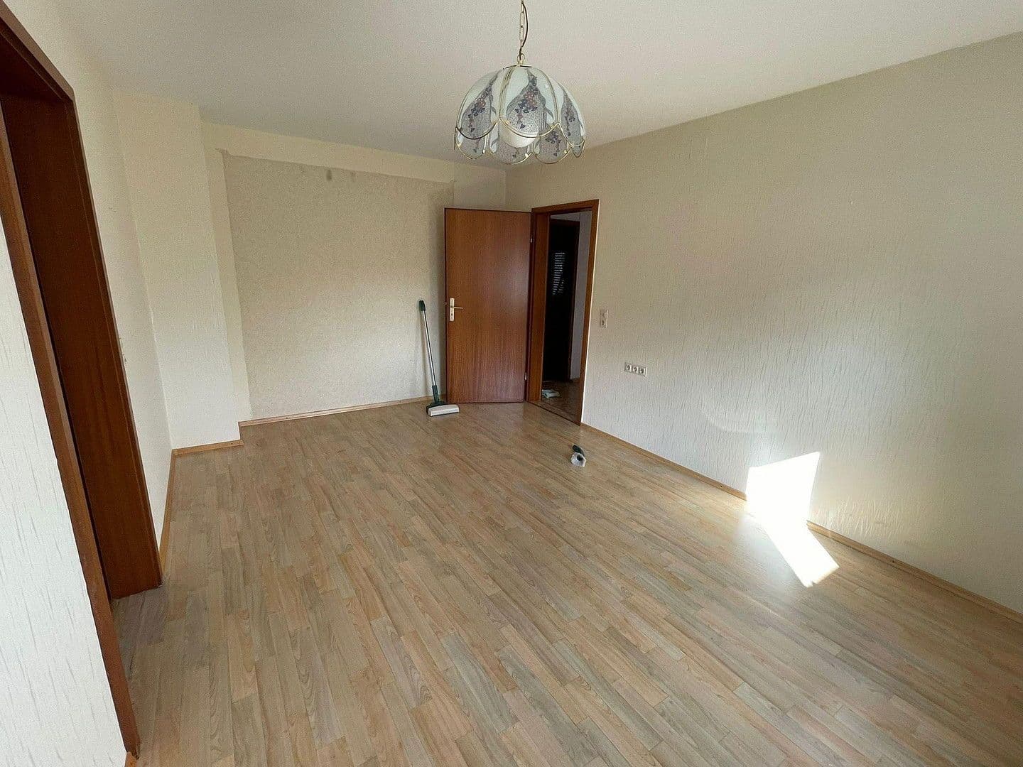 Predaj domu 126 m², pozemek 660 m², Gondelsheim, Bádensko-Wurttembersko Predaj domu 126 m², pozemek 660 m², Gondelsheim, Bádensko-Wurttembersko