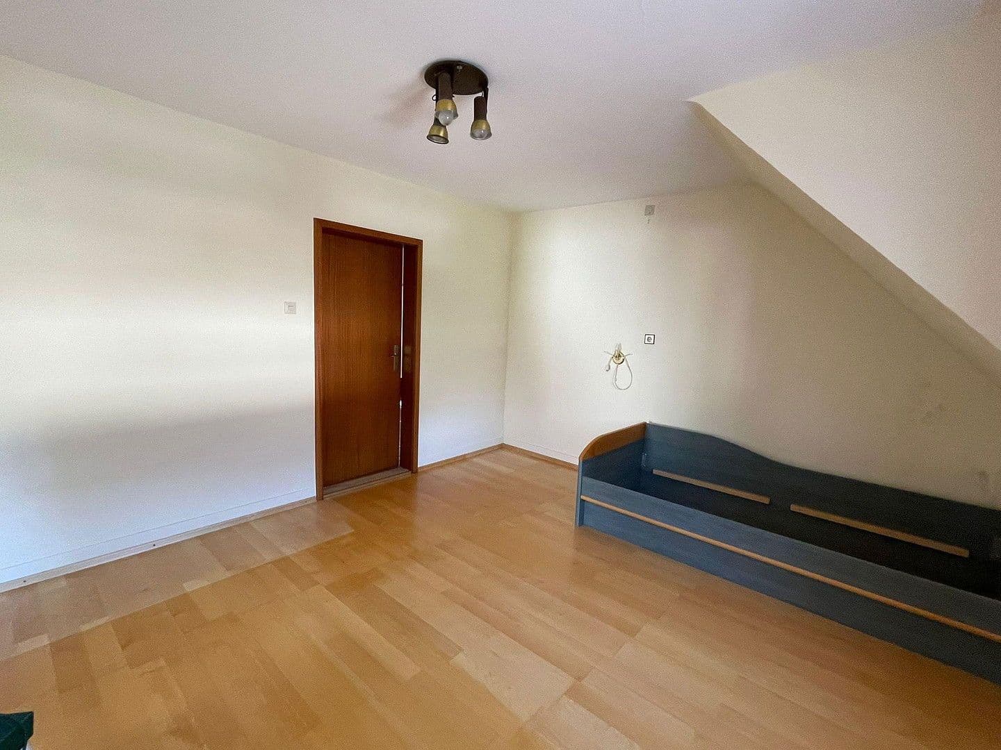 Predaj domu 126 m², pozemek 660 m², Gondelsheim, Bádensko-Wurttembersko Predaj domu 126 m², pozemek 660 m², Gondelsheim, Bádensko-Wurttembersko