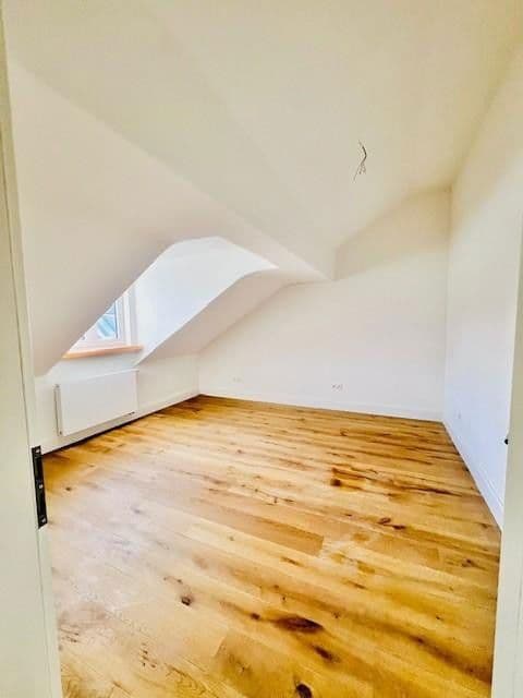 Prenájom bytu 2-izbový 53 m², Schwalbacher Straße 23, Frankfurt am Main, Hesensko Prenájom bytu 2-izbový 53 m², Schwalbacher Straße 23, Frankfurt am Main, Hesensko