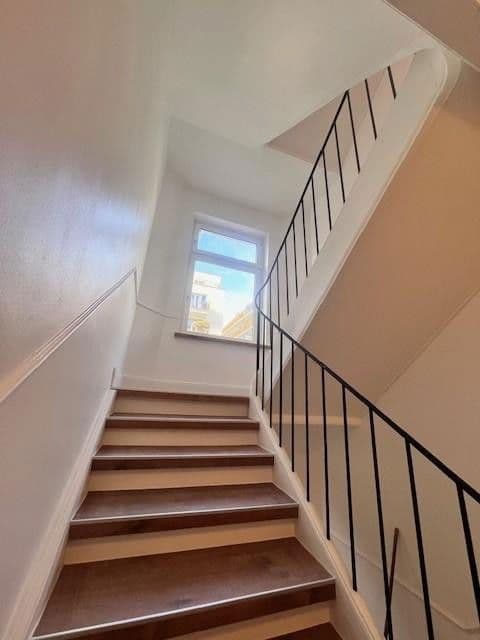 Prenájom bytu 2-izbový 53 m², Schwalbacher Straße 23, Frankfurt am Main, Hesensko Prenájom bytu 2-izbový 53 m², Schwalbacher Straße 23, Frankfurt am Main, Hesensko