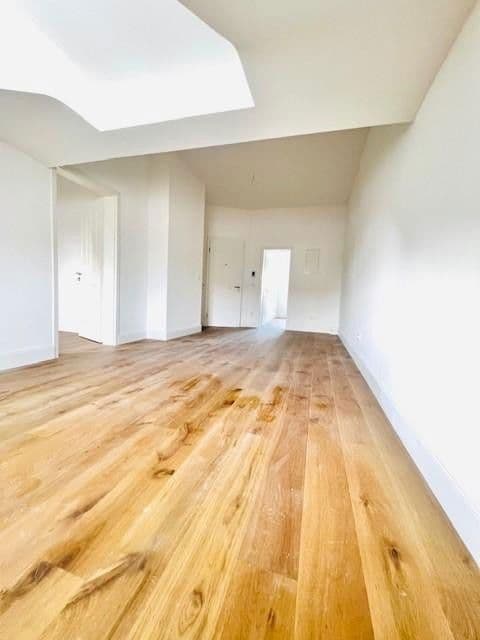 Prenájom bytu 2-izbový 53 m², Schwalbacher Straße 23, Frankfurt am Main, Hesensko Prenájom bytu 2-izbový 53 m², Schwalbacher Straße 23, Frankfurt am Main, Hesensko