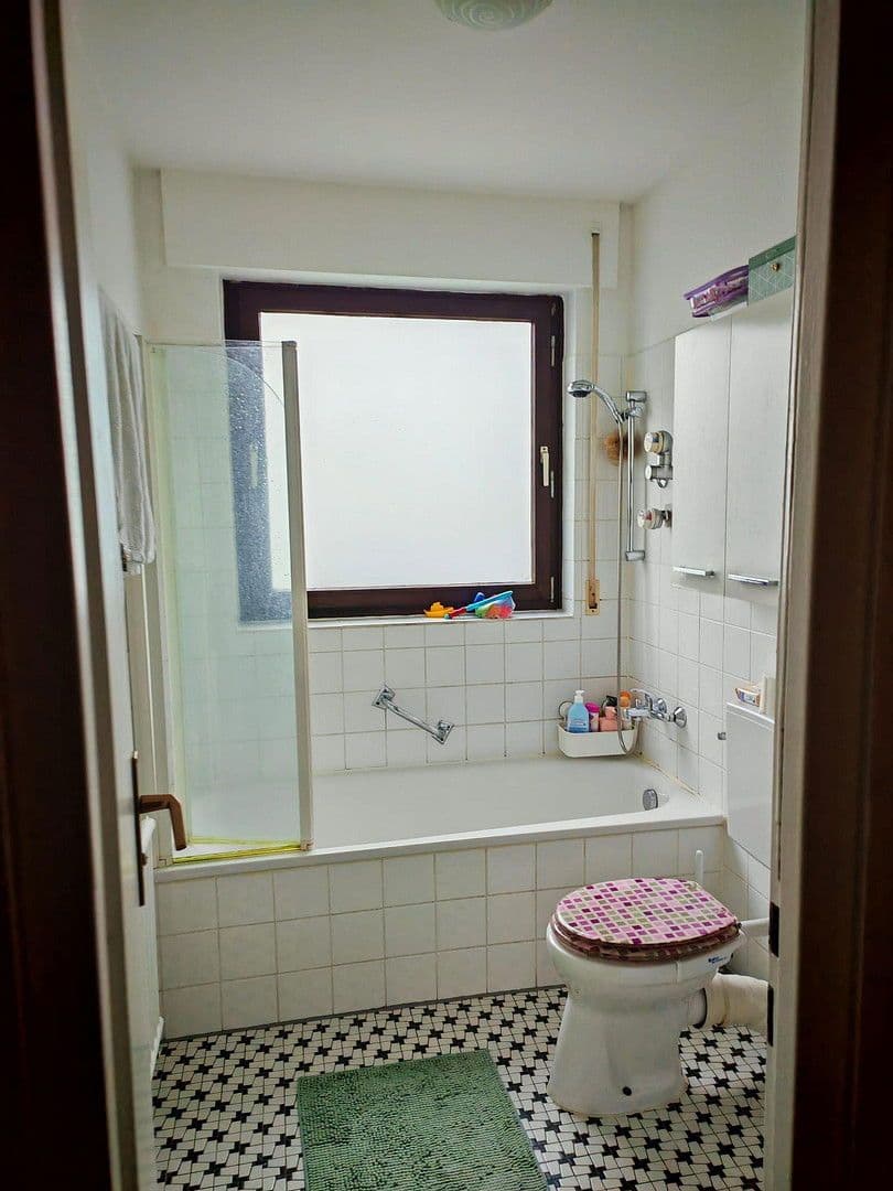 Predaj bytu 2-izbový 64 m², Heusenstamm, Hesensko Predaj bytu 2-izbový 64 m², Heusenstamm, Hesensko