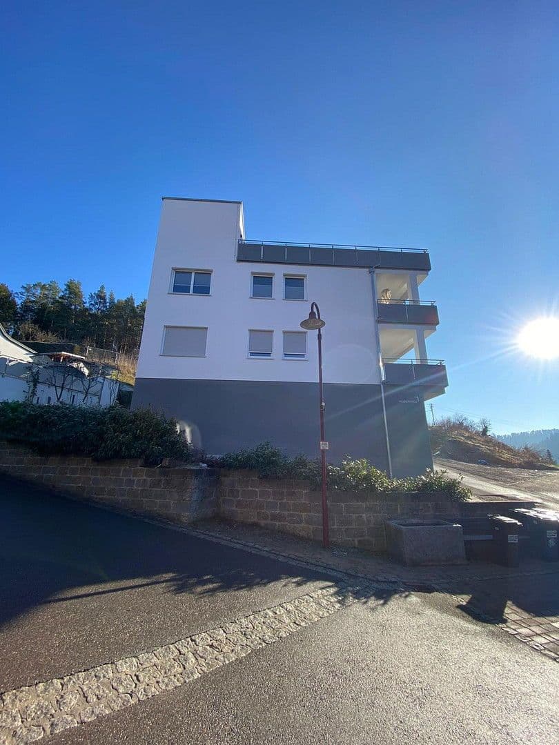 Predaj bytu 3-izbový 120 m², Haiterbach, Bádensko-Wurttembersko Predaj bytu 3-izbový 120 m², Haiterbach, Bádensko-Wurttembersko