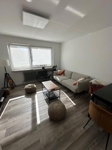 Prenájom bytu 2-izbový 48 m², Roritzerstr. 33, Nürnberg, Bavorsko Prenájom bytu 2-izbový 48 m², Roritzerstr. 33, Nürnberg, Bavorsko