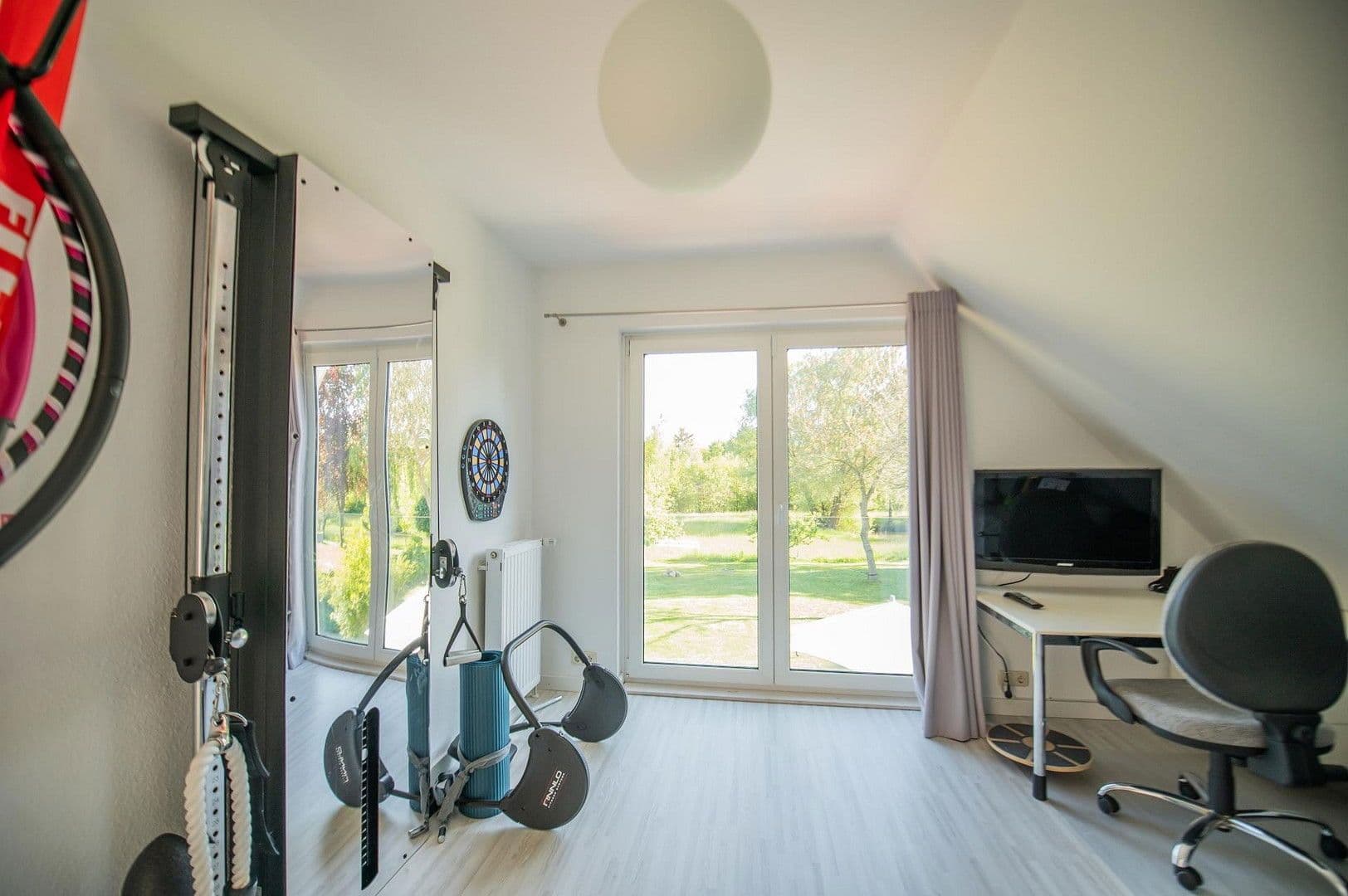 Predaj domu 182 m², pozemek 988 m², Aukrug, Šlezvicko-Holštajnsko Predaj domu 182 m², pozemek 988 m², Aukrug, Šlezvicko-Holštajnsko