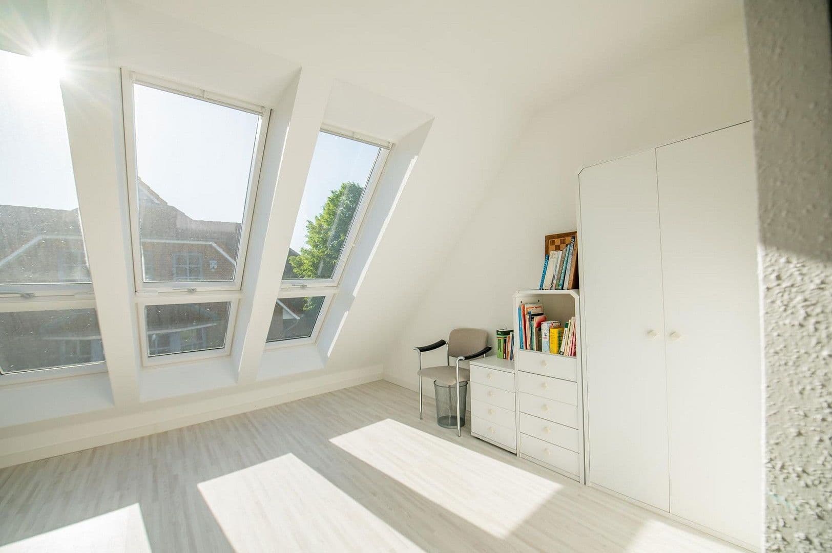 Predaj domu 182 m², pozemek 988 m², Aukrug, Šlezvicko-Holštajnsko Predaj domu 182 m², pozemek 988 m², Aukrug, Šlezvicko-Holštajnsko