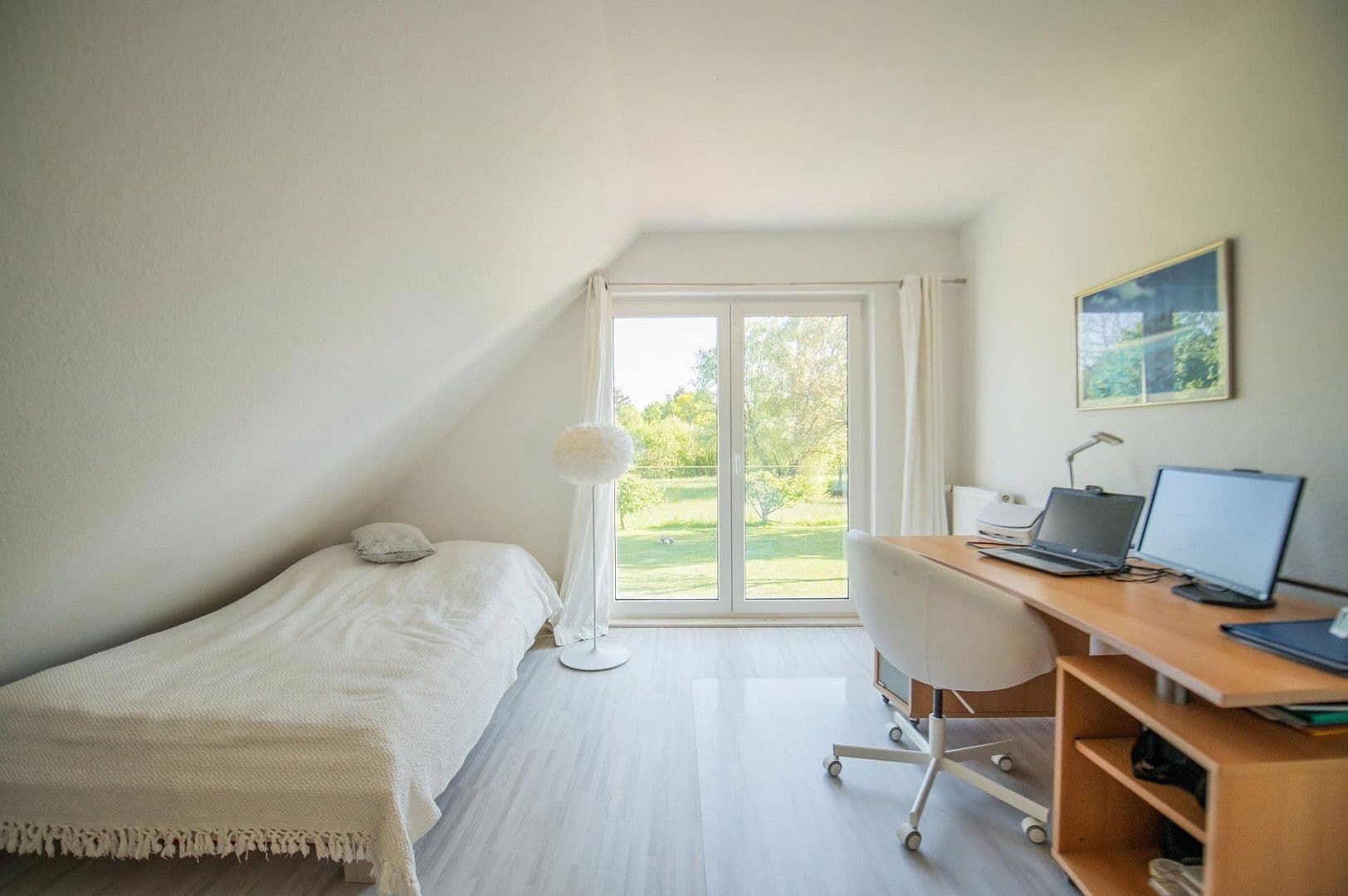 Predaj domu 182 m², pozemek 988 m², Aukrug, Šlezvicko-Holštajnsko Predaj domu 182 m², pozemek 988 m², Aukrug, Šlezvicko-Holštajnsko