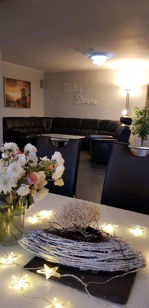 Predaj domu 200 m², pozemek 1.447 m², Johannes-Vogel-Str. 27, Seevetal, Dolné Sasko Predaj domu 200 m², pozemek 1.447 m², Johannes-Vogel-Str. 27, Seevetal, Dolné Sasko