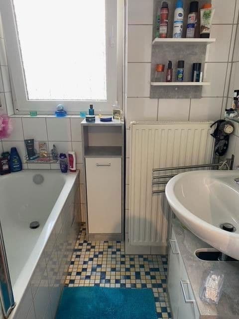 Prenájom bytu 3-izbový 63 m², Hitdorfer Str. 36, Langenfeld (Rheinland), Severné Porýnie - Westfálsko Prenájom bytu 3-izbový 63 m², Hitdorfer Str. 36, Langenfeld (Rheinland), Severné Porýnie - Westfálsko