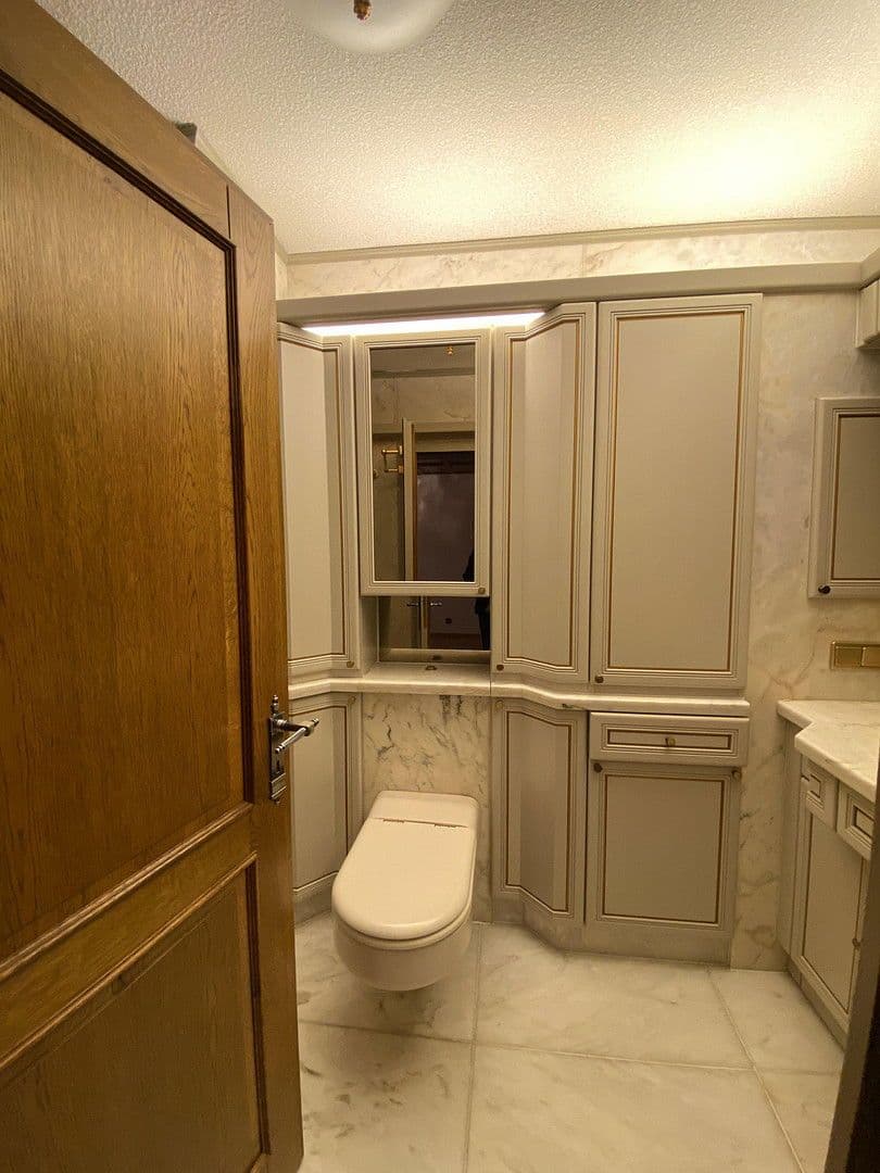 Prenájom bytu 3-izbový 124 m², Rengsdorf, Porýnie-Falcko Prenájom bytu 3-izbový 124 m², Rengsdorf, Porýnie-Falcko