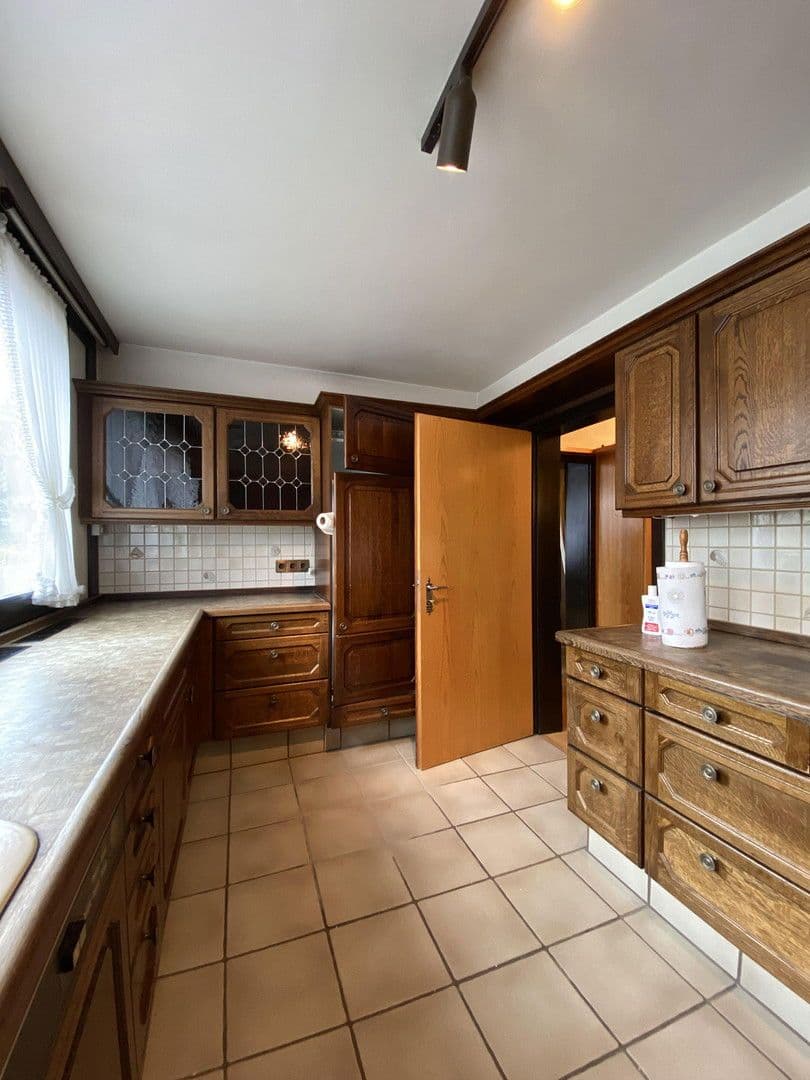 Prenájom bytu 3-izbový 124 m², Rengsdorf, Porýnie-Falcko Prenájom bytu 3-izbový 124 m², Rengsdorf, Porýnie-Falcko