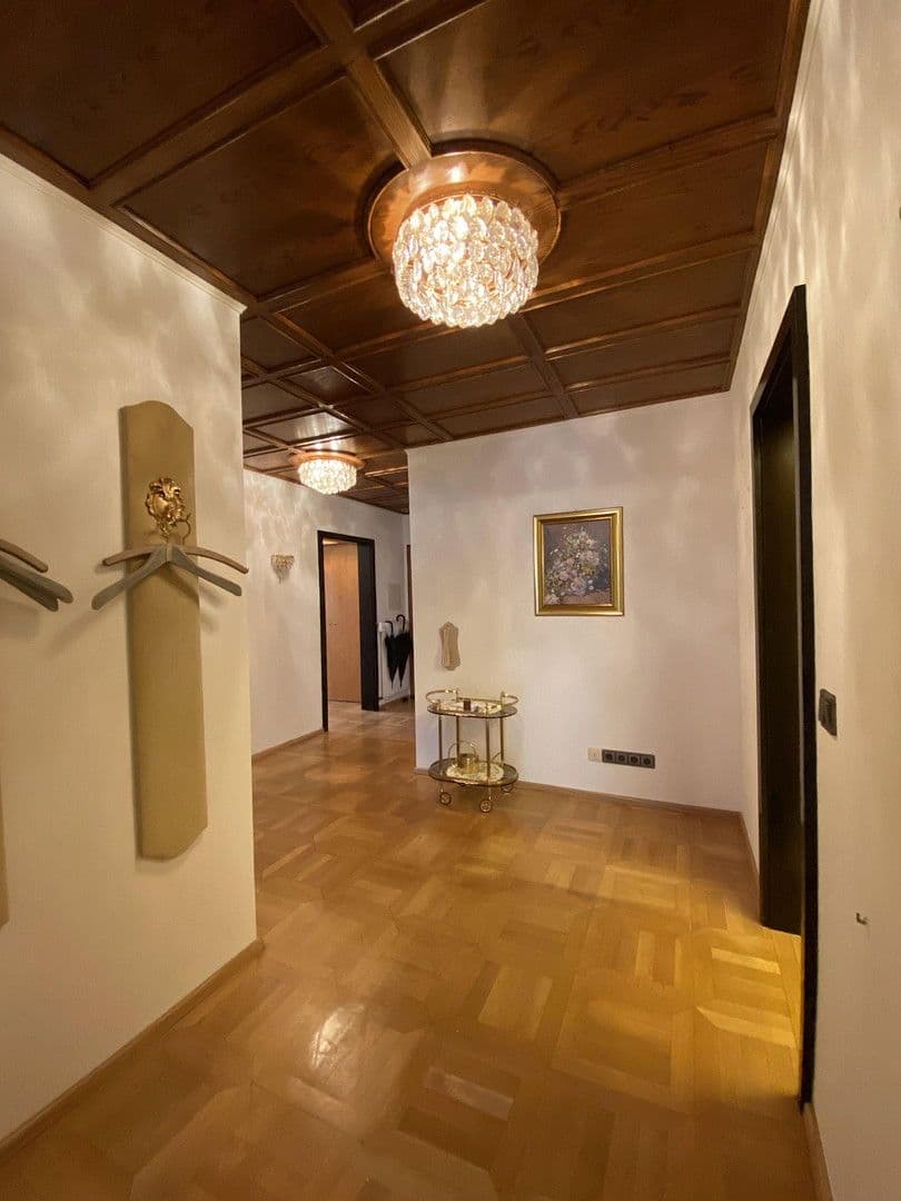 Prenájom bytu 3-izbový 124 m², Rengsdorf, Porýnie-Falcko Prenájom bytu 3-izbový 124 m², Rengsdorf, Porýnie-Falcko