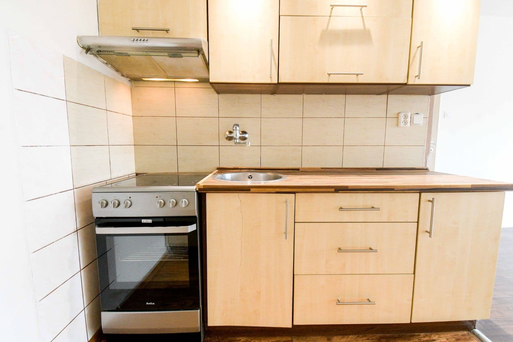 Predaj bytu 2-izbový 40 m², Nezvalova, Litoměřice, Ústecký kraj Predaj bytu 2-izbový 40 m², Nezvalova, Litoměřice, Ústecký kraj