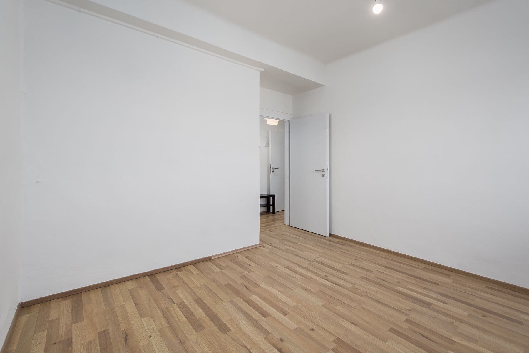 Prenájom bytu 2-izbový 43 m², Hartigova, Praha, Praha Prenájom bytu 2-izbový 43 m², Hartigova, Praha, Praha