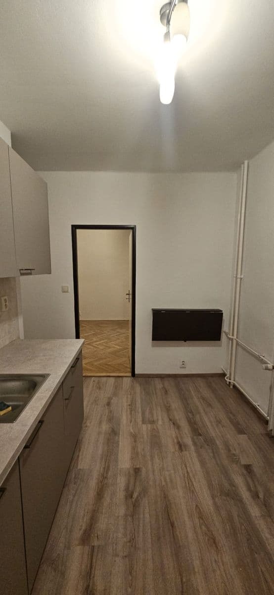 Prenájom bytu 2-izbový 58 m², Poděbradská, Praha, Praha Prenájom bytu 2-izbový 58 m², Poděbradská, Praha, Praha