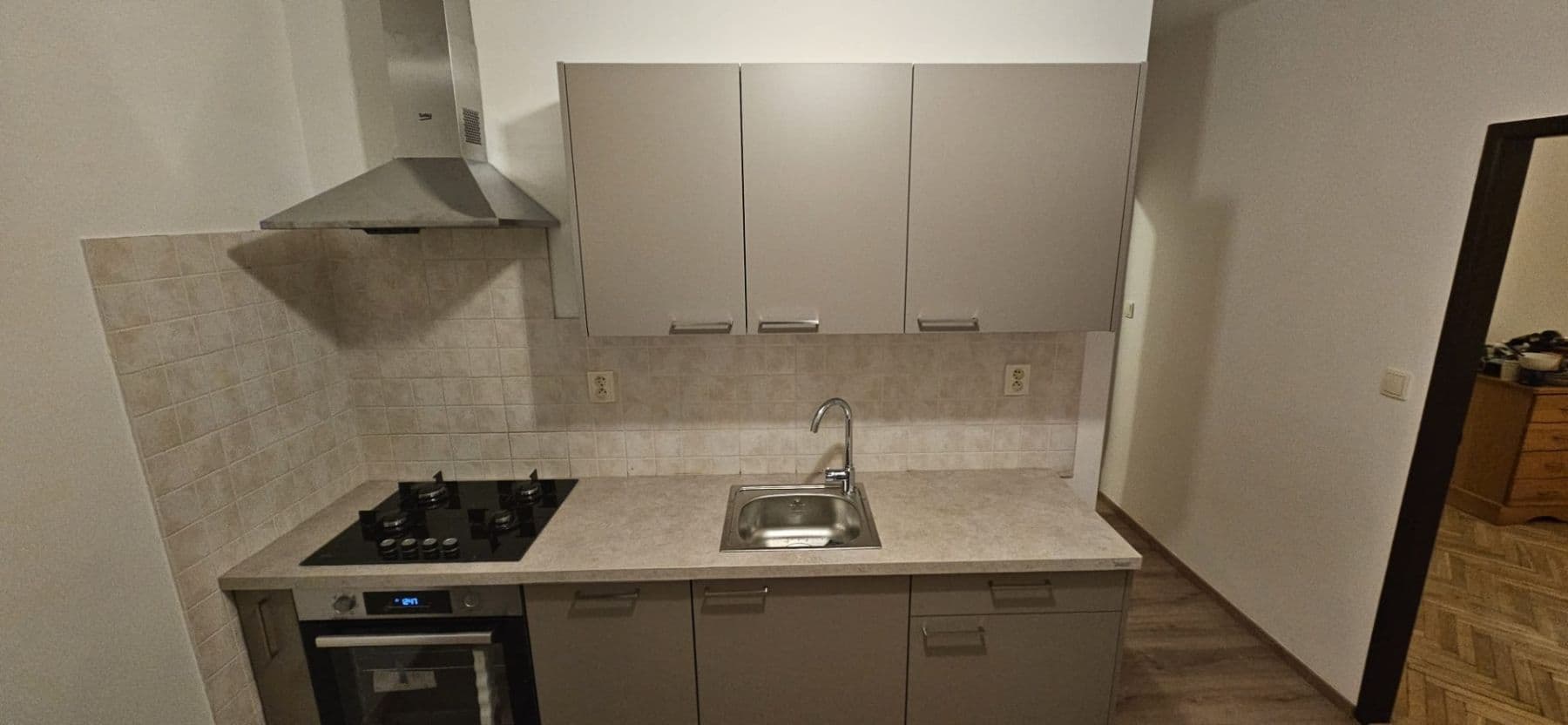 Prenájom bytu 2-izbový 58 m², Poděbradská, Praha, Praha Prenájom bytu 2-izbový 58 m², Poděbradská, Praha, Praha