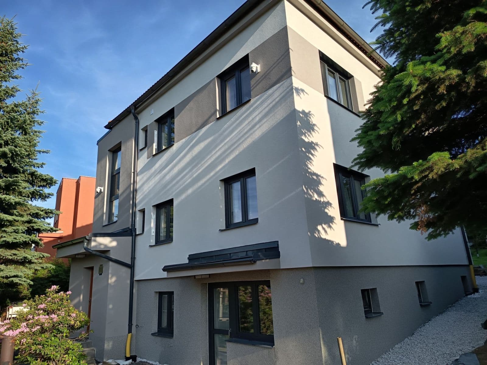 Prenájom bytu 2-izbový 45 m², Huberova, Praha, Praha Prenájom bytu 2-izbový 45 m², Huberova, Praha, Praha