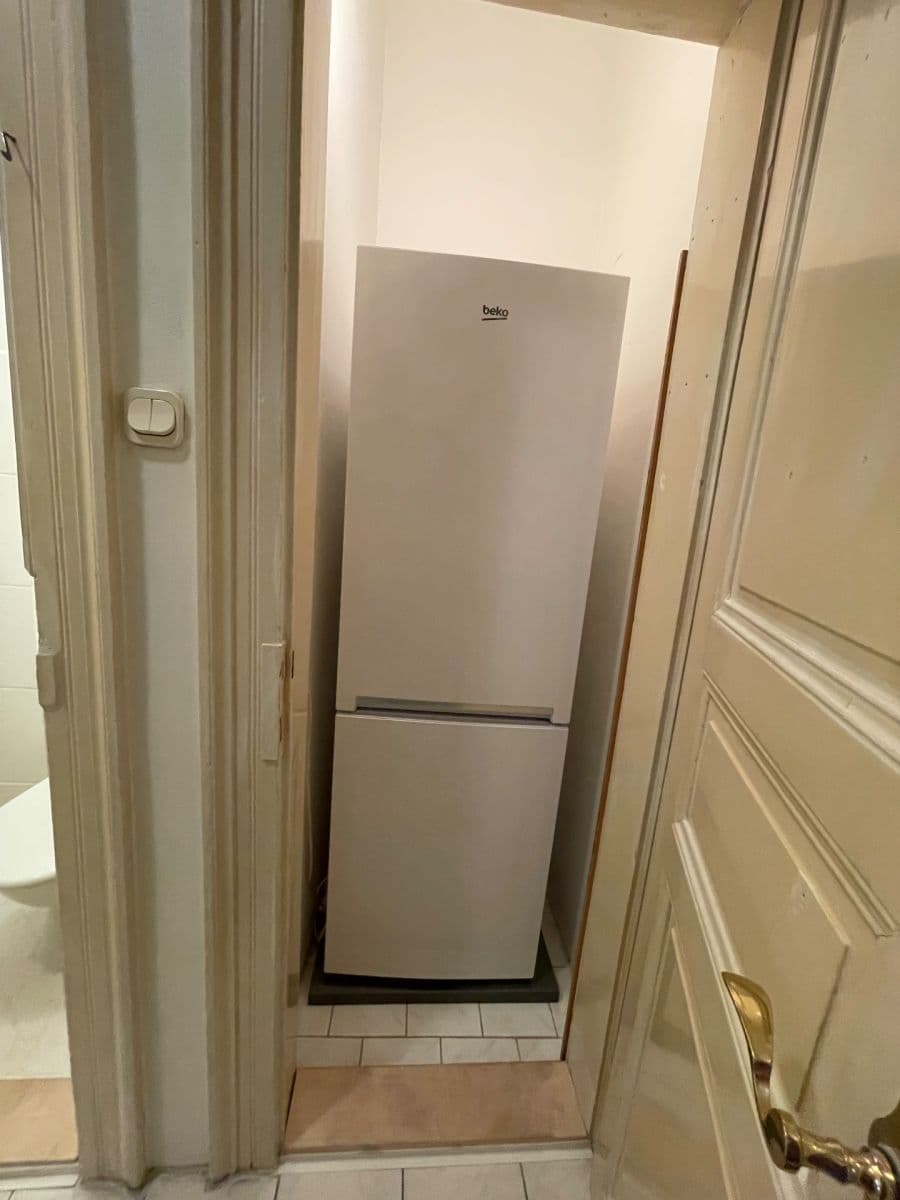 Prenájom bytu 2-izbový 49 m², Trojanova, Praha, Praha Prenájom bytu 2-izbový 49 m², Trojanova, Praha, Praha