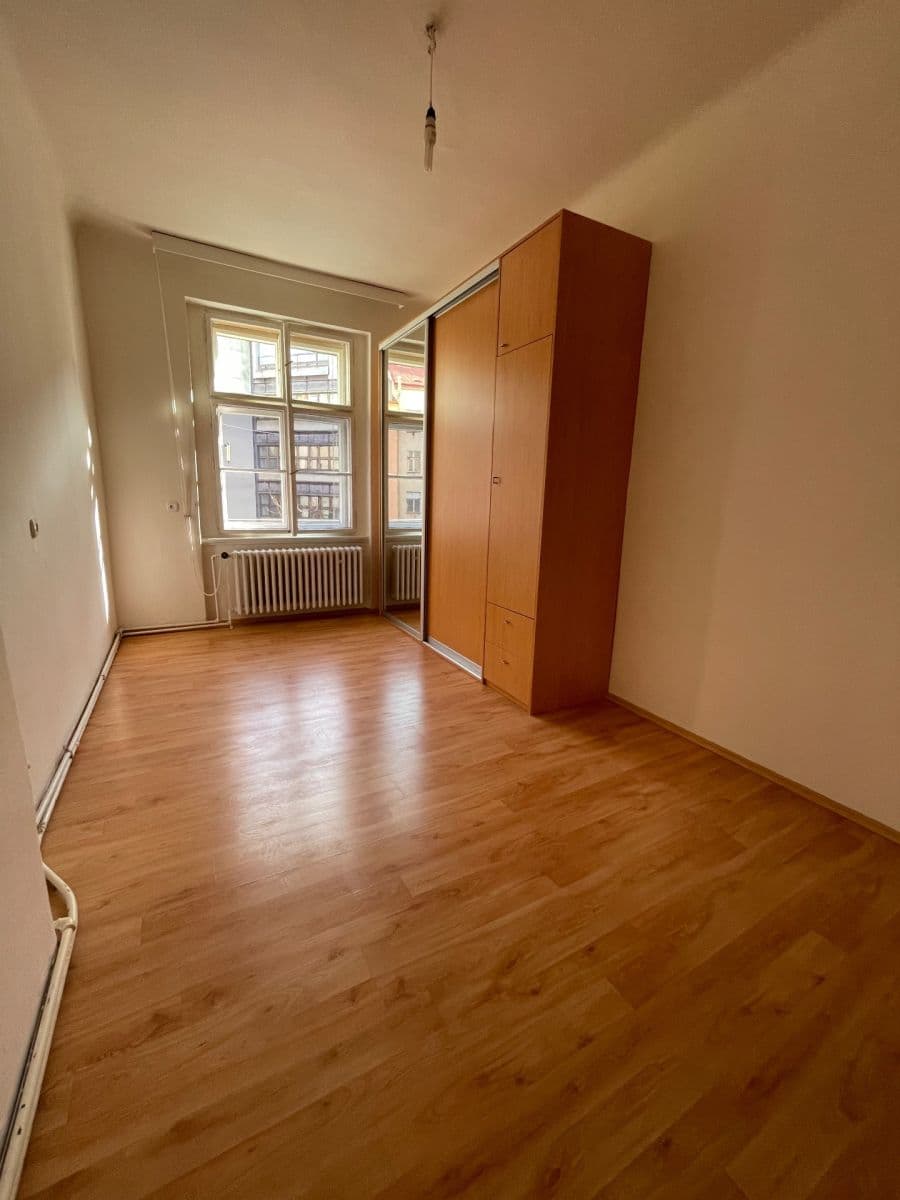 Prenájom bytu 2-izbový 49 m², Trojanova, Praha, Praha Prenájom bytu 2-izbový 49 m², Trojanova, Praha, Praha
