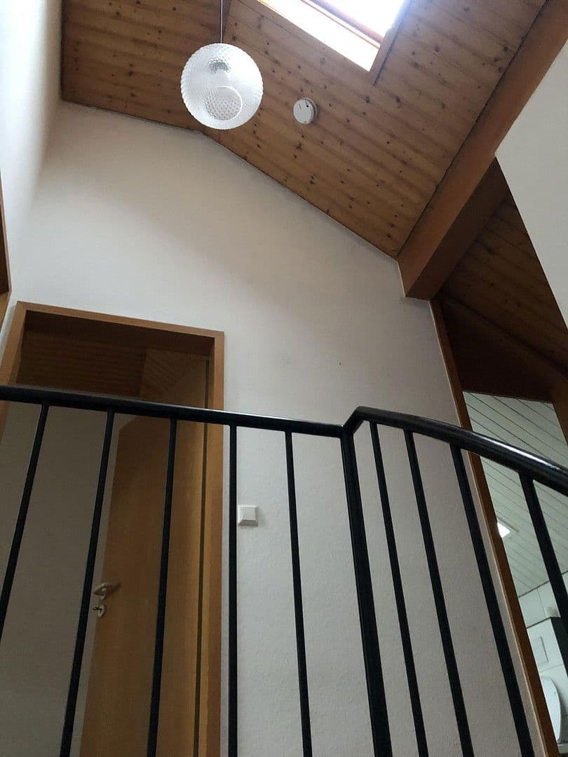 Prenájom bytu 3-izbový 85 m², Mathildenbadstrasse 12, Bad Wimpfen, Bádensko-Wurttembersko Prenájom bytu 3-izbový 85 m², Mathildenbadstrasse 12, Bad Wimpfen, Bádensko-Wurttembersko