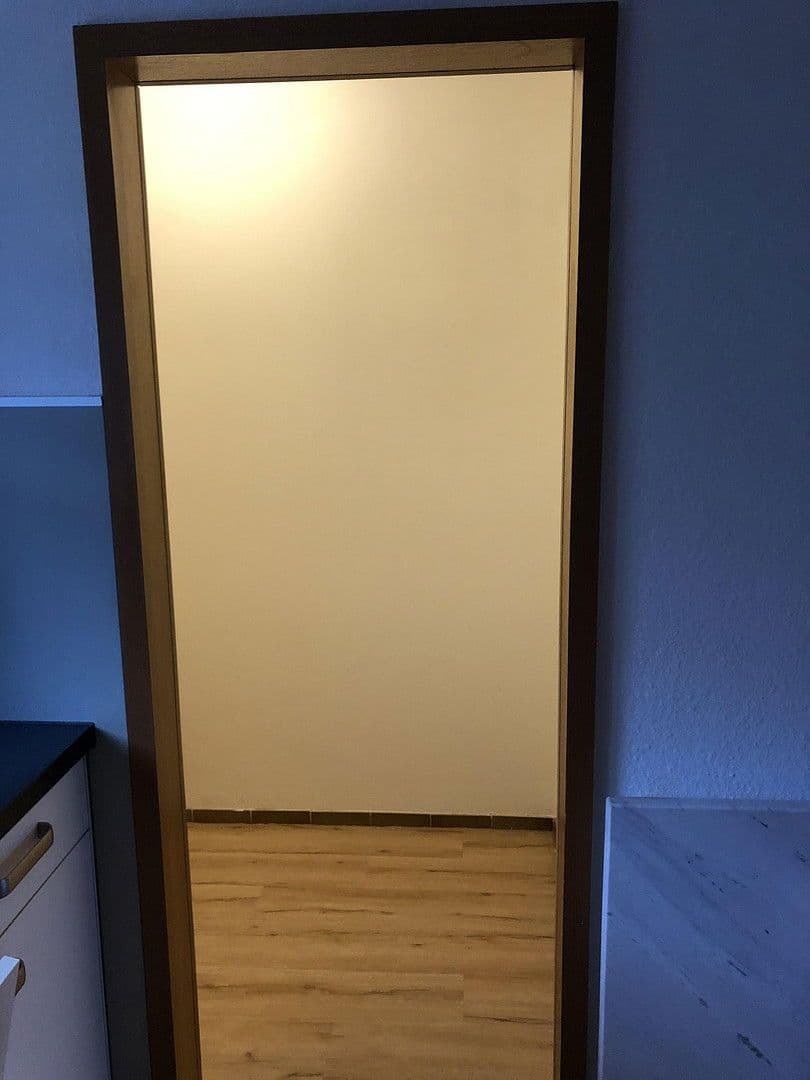 Prenájom bytu 3-izbový 85 m², Mathildenbadstrasse 12, Bad Wimpfen, Bádensko-Wurttembersko Prenájom bytu 3-izbový 85 m², Mathildenbadstrasse 12, Bad Wimpfen, Bádensko-Wurttembersko