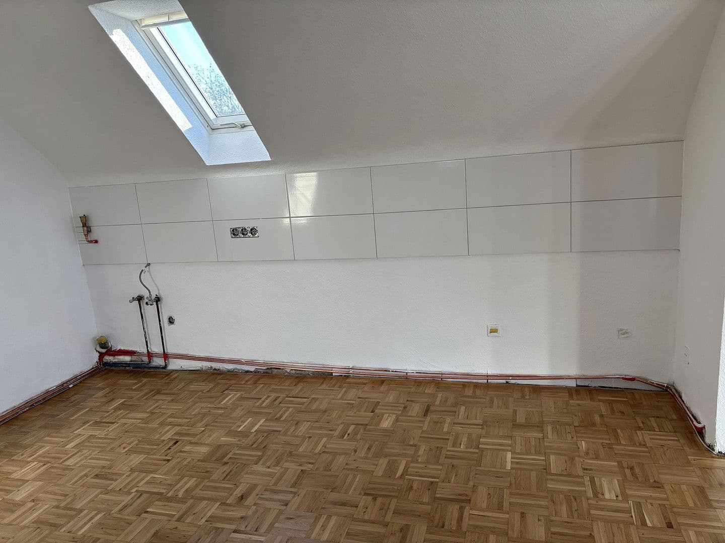 Prenájom bytu 3-izbový 74 m², Langenfeld (Rheinland), Severné Porýnie - Westfálsko Prenájom bytu 3-izbový 74 m², Langenfeld (Rheinland), Severné Porýnie - Westfálsko