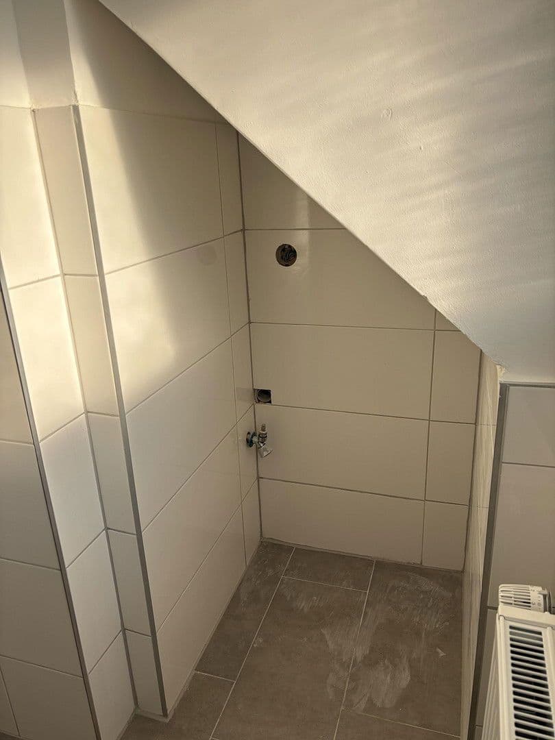 Prenájom bytu 3-izbový 74 m², Langenfeld (Rheinland), Severné Porýnie - Westfálsko Prenájom bytu 3-izbový 74 m², Langenfeld (Rheinland), Severné Porýnie - Westfálsko