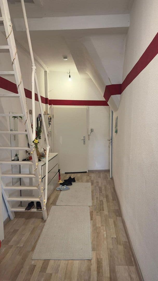 Prenájom bytu 3-izbový 90 m², Scheffelstraße 17, Schwetzingen, Bádensko-Wurttembersko Prenájom bytu 3-izbový 90 m², Scheffelstraße 17, Schwetzingen, Bádensko-Wurttembersko