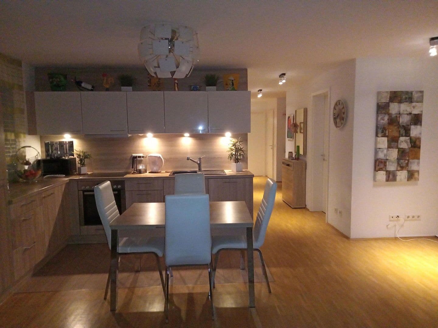 Predaj bytu 3-izbový 92 m², Кarlsruhe, Bádensko-Wurttembersko Predaj bytu 3-izbový 92 m², Кarlsruhe, Bádensko-Wurttembersko