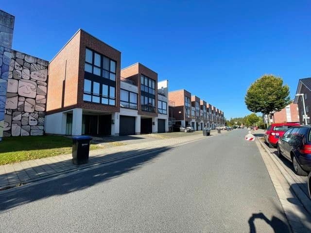 Predaj domu 108 m², pozemek 2.160 m², Jürgen-Hornemann Str., Greven, Severné Porýnie - Westfálsko Predaj domu 108 m², pozemek 2.160 m², Jürgen-Hornemann Str., Greven, Severné Porýnie - Westfálsko