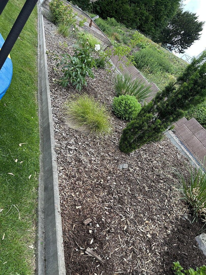 Predaj domu 94 m², pozemek 699 m², Bindweider Straße 13, Steinebach/Sieg, Porýnie-Falcko Predaj domu 94 m², pozemek 699 m², Bindweider Straße 13, Steinebach/Sieg, Porýnie-Falcko