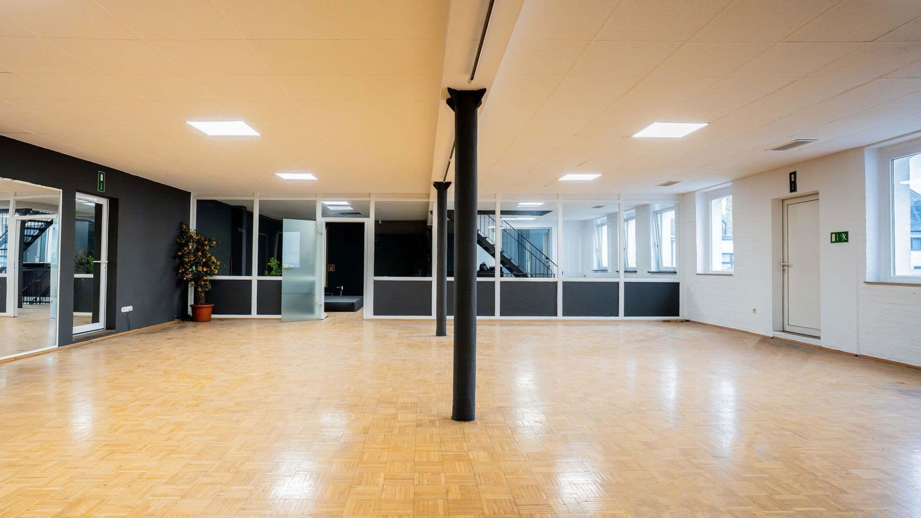 Prenájom kancelárie 640 m², Homberger Straße 78, Moers, Severné Porýnie - Westfálsko Prenájom kancelárie 640 m², Homberger Straße 78, Moers, Severné Porýnie - Westfálsko