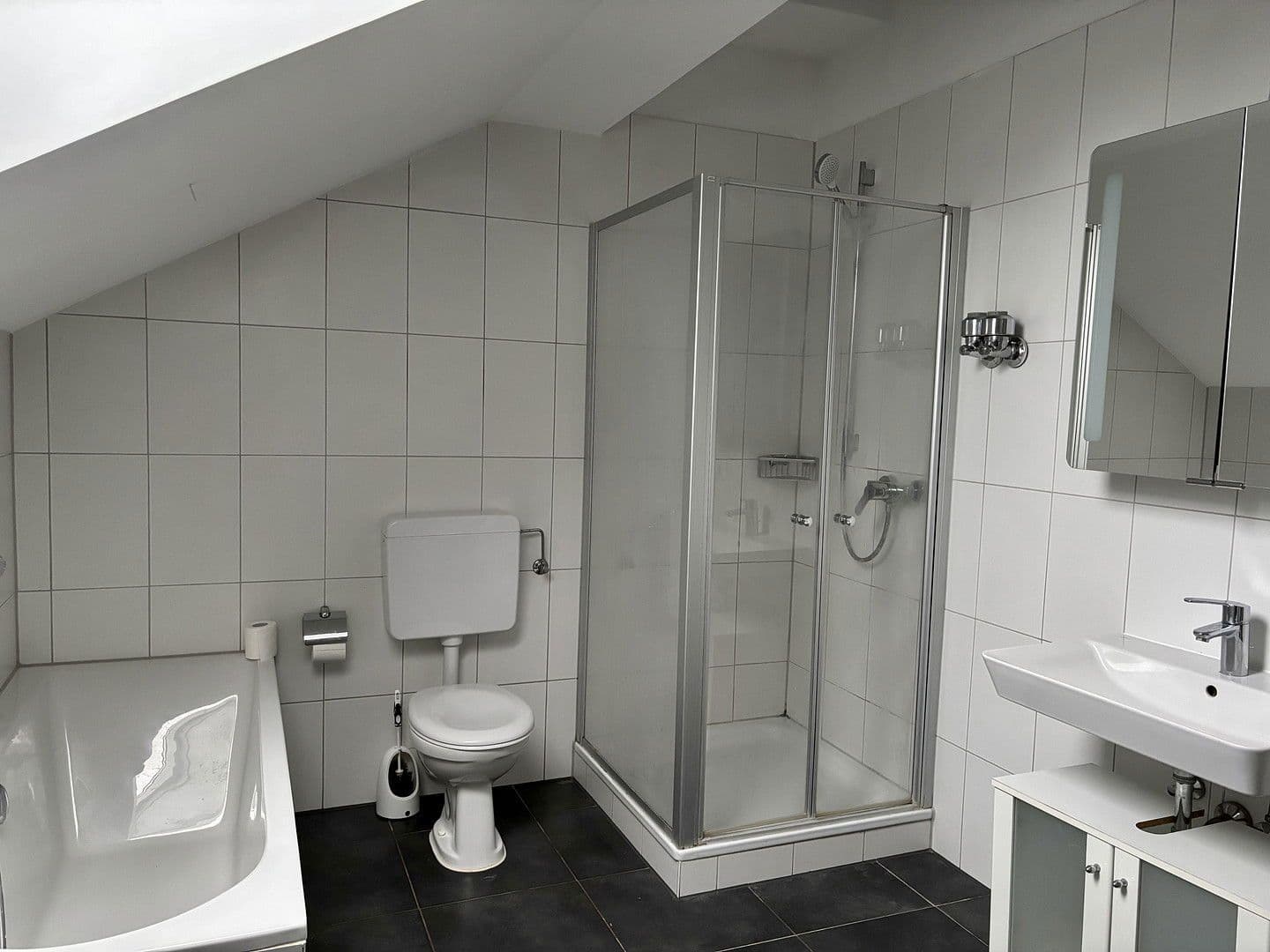 Prenájom bytu 2-izbový 65 m², Ampfing, Bavorsko Prenájom bytu 2-izbový 65 m², Ampfing, Bavorsko