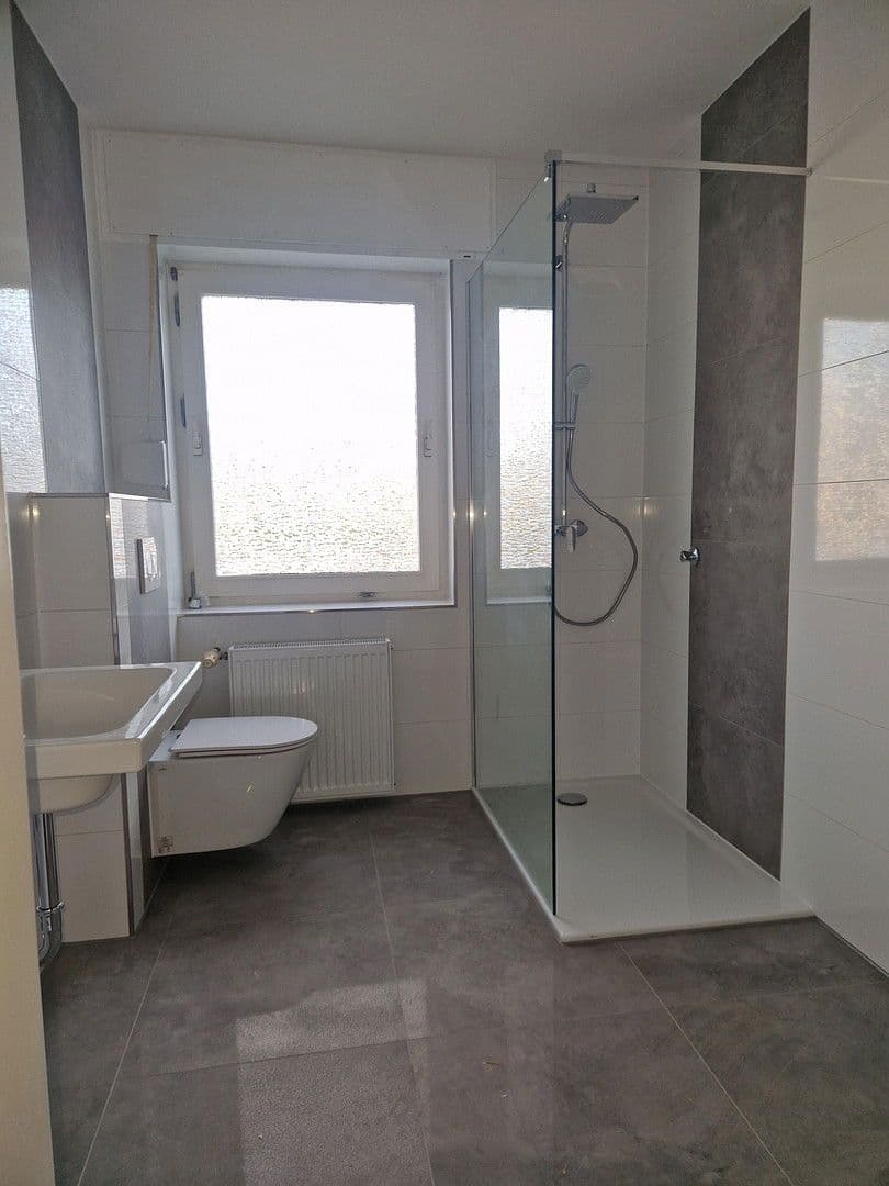 Prenájom bytu 2-izbový 52 m², Lipperheidstr. 112, Oberhausen, Severné Porýnie - Westfálsko Prenájom bytu 2-izbový 52 m², Lipperheidstr. 112, Oberhausen, Severné Porýnie - Westfálsko