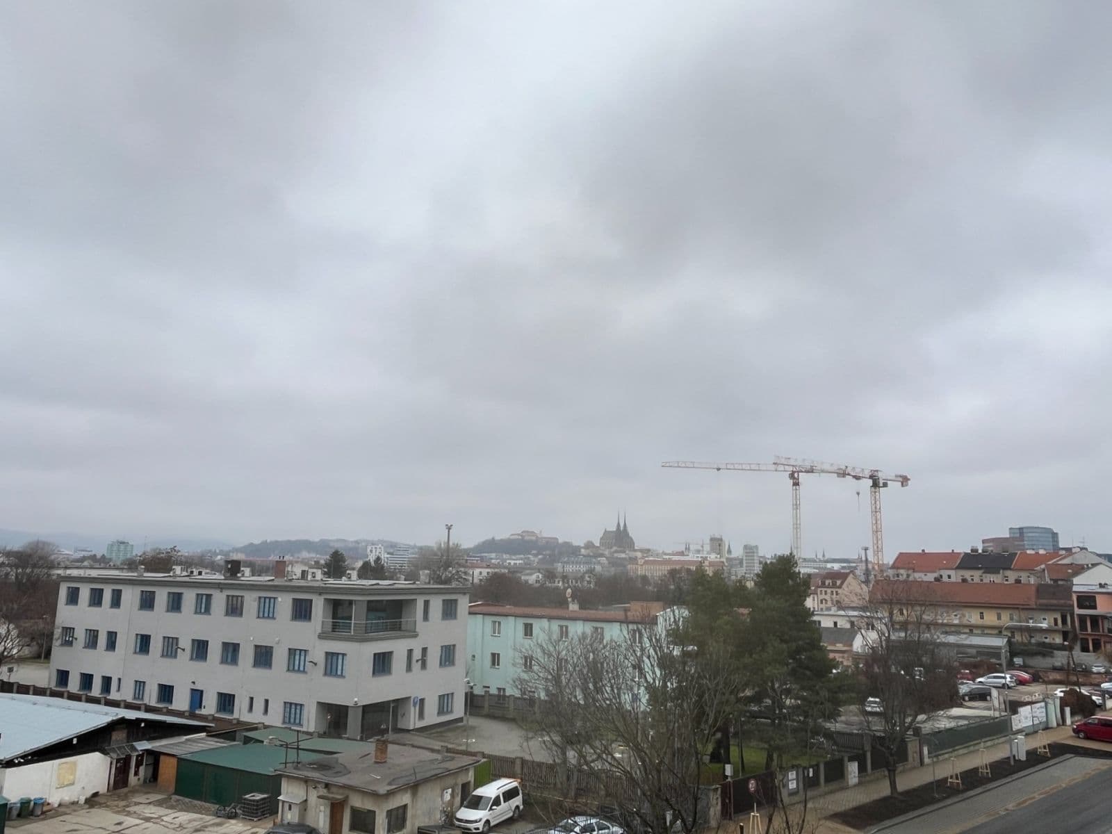 Prenájom bytu 3-izbový 63 m², Komárovská, Brno, Jihomoravský kraj Prenájom bytu 3-izbový 63 m², Komárovská, Brno, Jihomoravský kraj