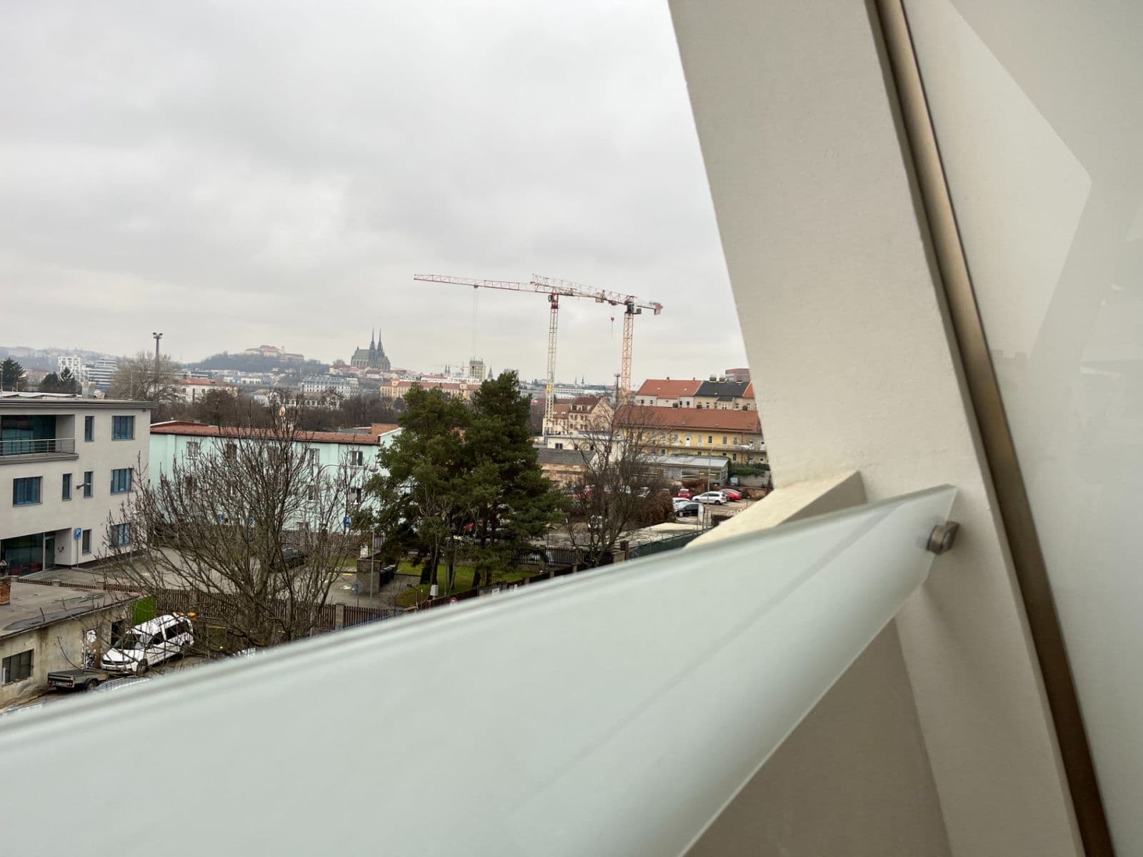 Prenájom bytu 3-izbový 63 m², Komárovská, Brno, Jihomoravský kraj Prenájom bytu 3-izbový 63 m², Komárovská, Brno, Jihomoravský kraj