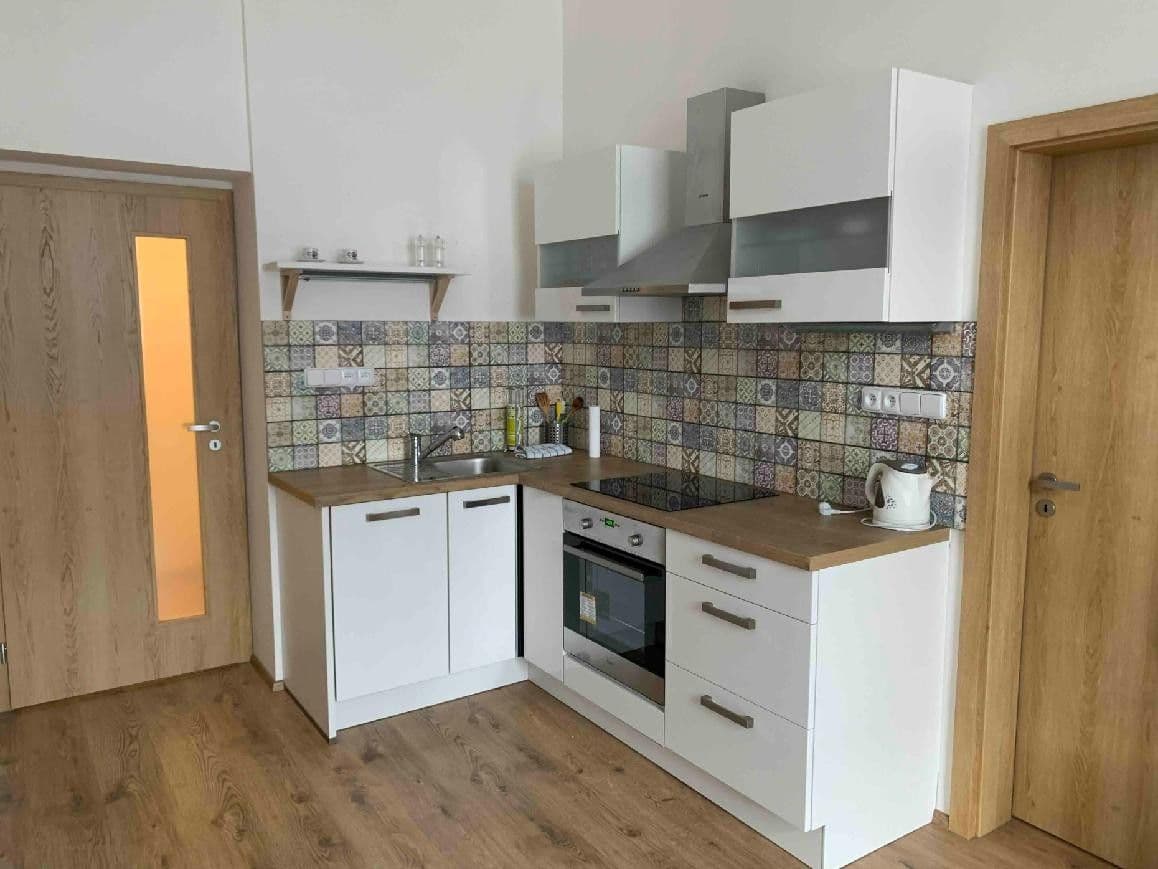 Prenájom bytu 2-izbový 48 m², Sudoměřská, Praha, Praha Prenájom bytu 2-izbový 48 m², Sudoměřská, Praha, Praha