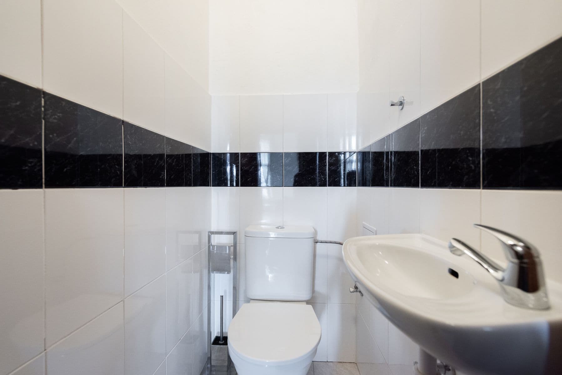 Prenájom bytu 74 m², Těšnov, Praha, Praha Prenájom bytu 74 m², Těšnov, Praha, Praha