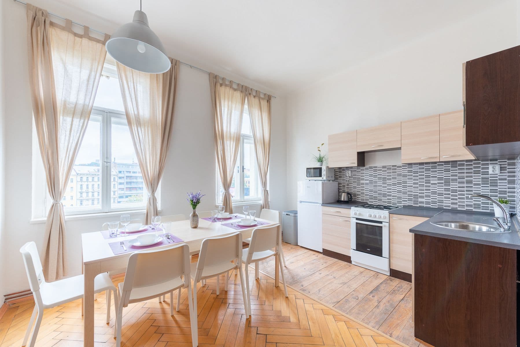 Prenájom bytu 74 m², Těšnov, Praha, Praha Prenájom bytu 74 m², Těšnov, Praha, Praha