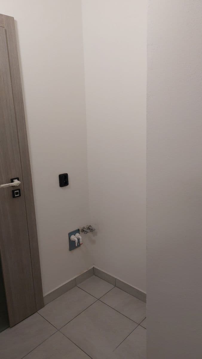 Prenájom bytu 3-izbový 74 m², Dukelská, Ústí nad Orlicí, Pardubický kraj Prenájom bytu 3-izbový 74 m², Dukelská, Ústí nad Orlicí, Pardubický kraj