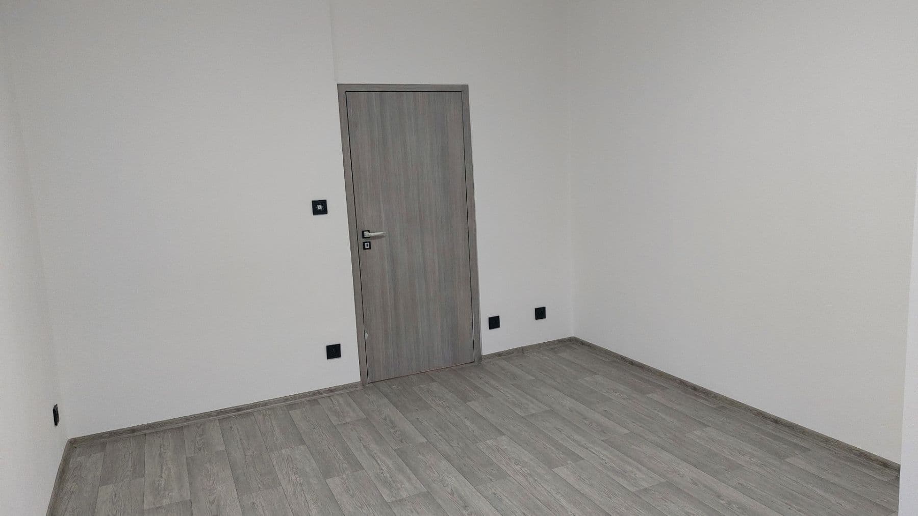 Prenájom bytu 3-izbový 74 m², Dukelská, Ústí nad Orlicí, Pardubický kraj Prenájom bytu 3-izbový 74 m², Dukelská, Ústí nad Orlicí, Pardubický kraj