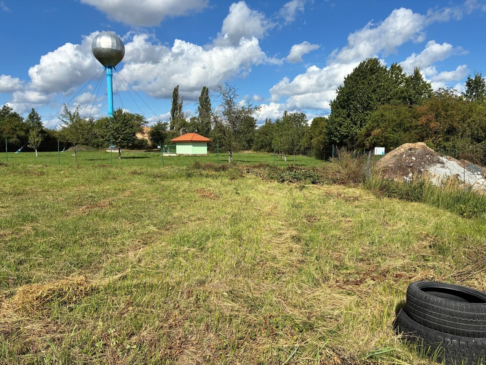 Predaj pozemku 751 m², Jizerní Vtelno, Středočeský kraj Predaj pozemku 751 m², Jizerní Vtelno, Středočeský kraj