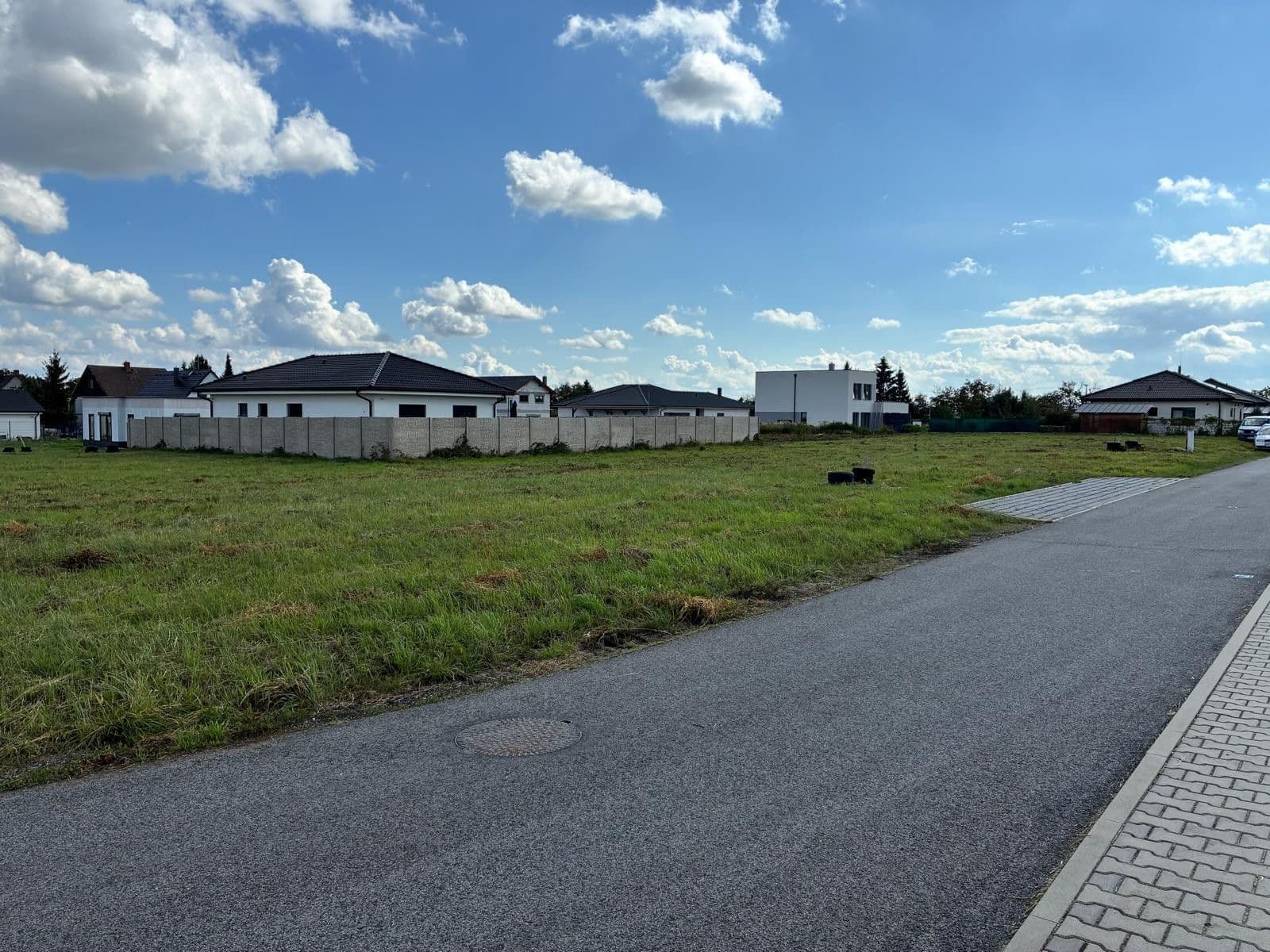 Predaj pozemku 751 m², Jizerní Vtelno, Středočeský kraj Predaj pozemku 751 m², Jizerní Vtelno, Středočeský kraj