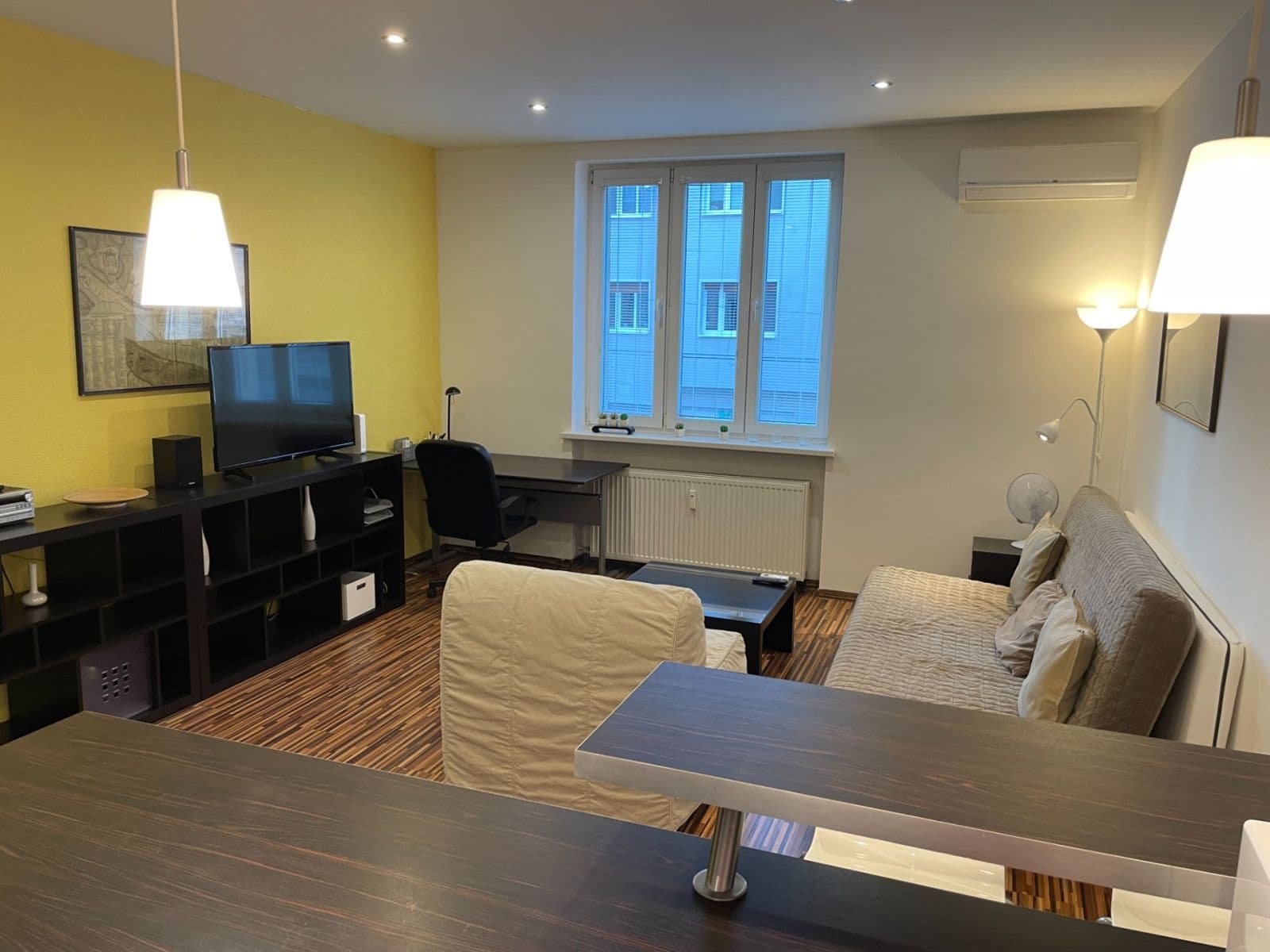 Predaj bytu Garsoniéra 40 m², Obchodná, Bratislava - mestská časť Staré Mesto, Bratislavský kraj Predaj bytu Garsoniéra 40 m², Obchodná, Bratislava - mestská časť Staré Mesto, Bratislavský kraj