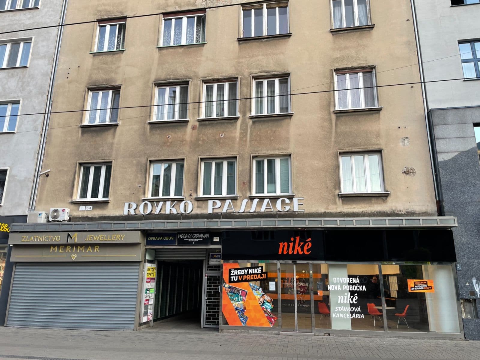 Predaj bytu Garsoniéra 40 m², Obchodná, Bratislava - mestská časť Staré Mesto, Bratislavský kraj Predaj bytu Garsoniéra 40 m², Obchodná, Bratislava - mestská časť Staré Mesto, Bratislavský kraj
