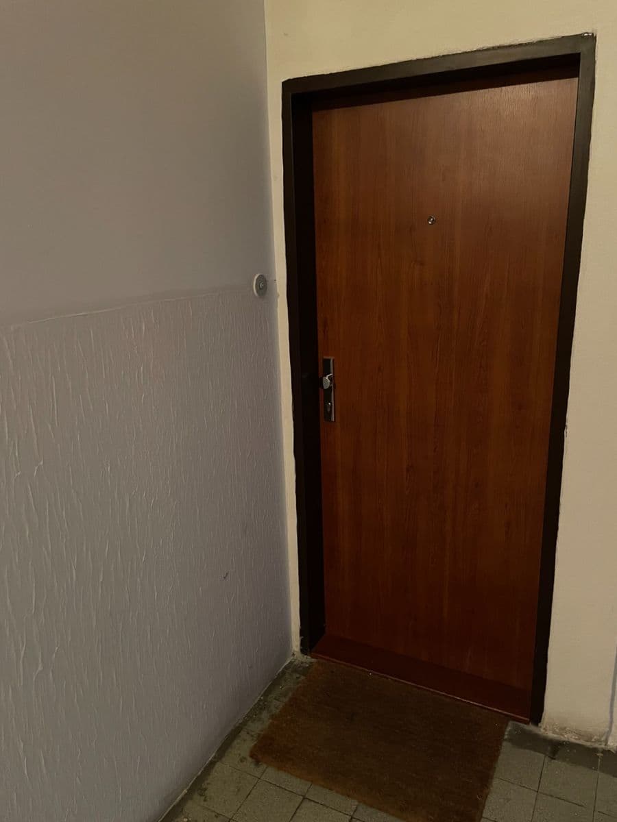 Predaj bytu Garsoniéra 40 m², Obchodná, Bratislava - mestská časť Staré Mesto, Bratislavský kraj Predaj bytu Garsoniéra 40 m², Obchodná, Bratislava - mestská časť Staré Mesto, Bratislavský kraj