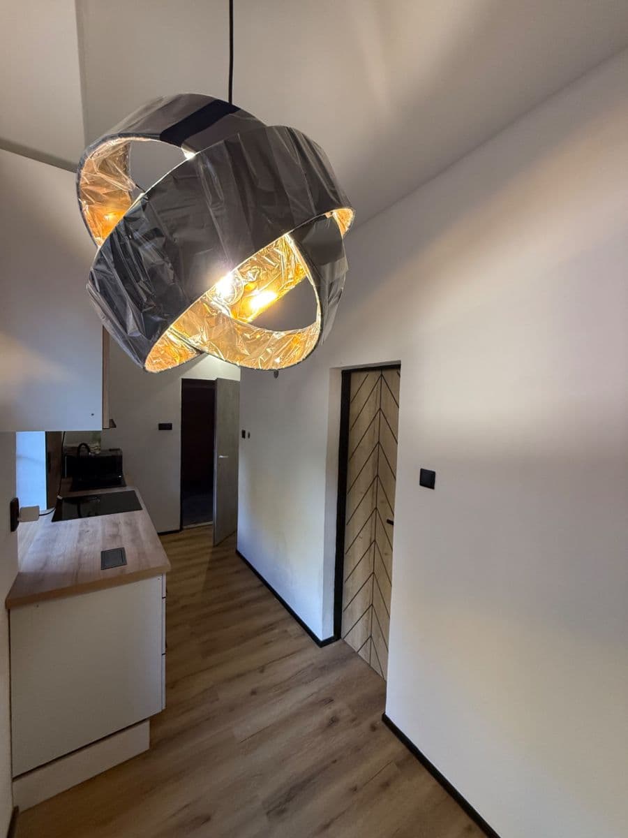 Prenájom bytu 1-izbový 30 m², Podhorská, Jablonec nad Nisou, Liberecký kraj Prenájom bytu 1-izbový 30 m², Podhorská, Jablonec nad Nisou, Liberecký kraj